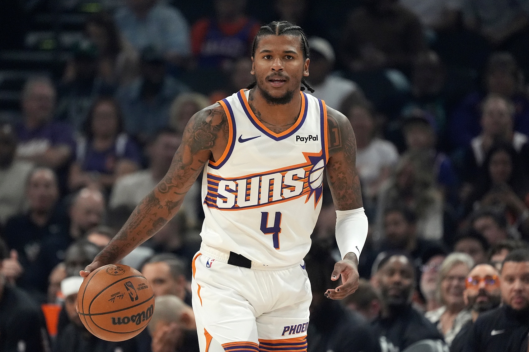 yl7703永利-杰伦·格林代表太阳出战的比赛3胜0负 场均16.5分钟贡献14.3分